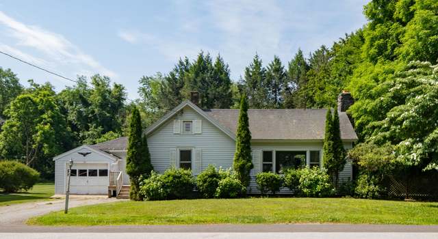 Photo of 33 Walton St, Salisbury, CT 06039