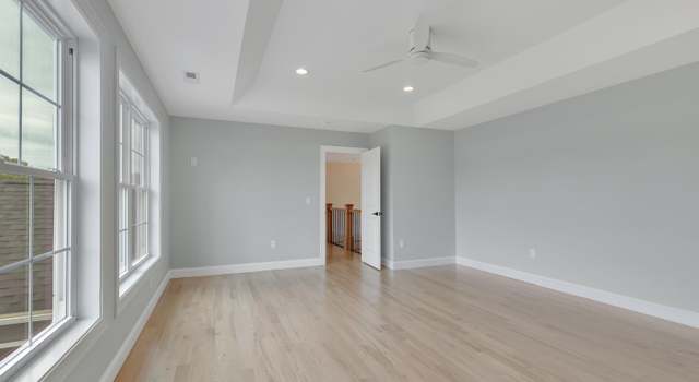 Photo of 241 Old Farms Rd, Glastonbury, CT 06073