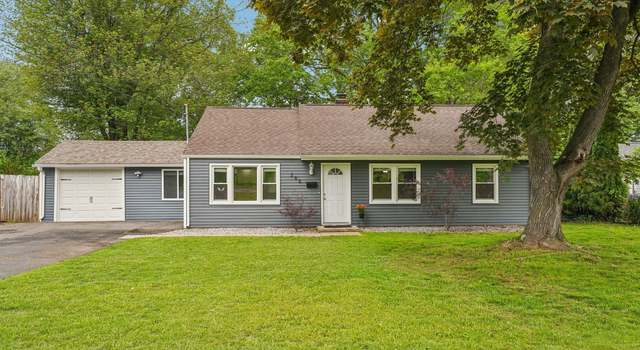 Photo of 288 Robbins Ave, Newington, CT 06111