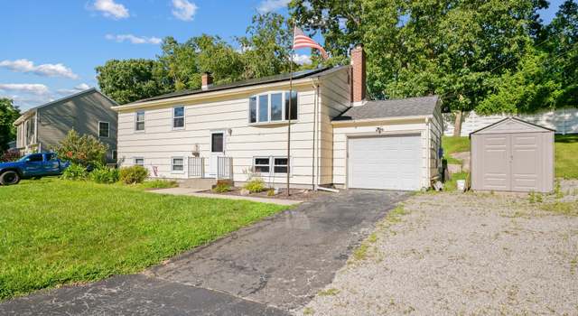 Photo of 5 Woodland Rd, Waterford, CT 06385