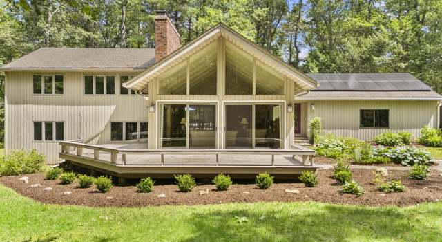 Photo of 17 Merrywood, Simsbury, CT 06070