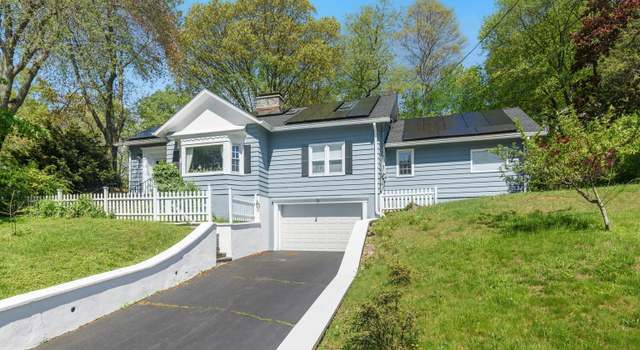 Photo of 564 Fairfield Woods Rd, Fairfield, CT 06825