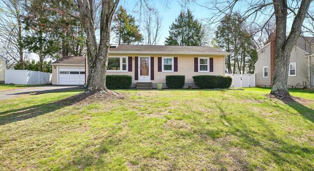 Photo of 94 Maple Ridge Dr, Somers, CT 06071