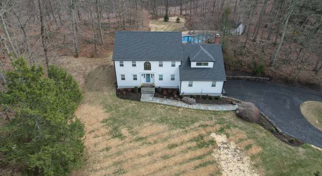 Photo of 352 Patriot Rd, Southbury, CT 06488