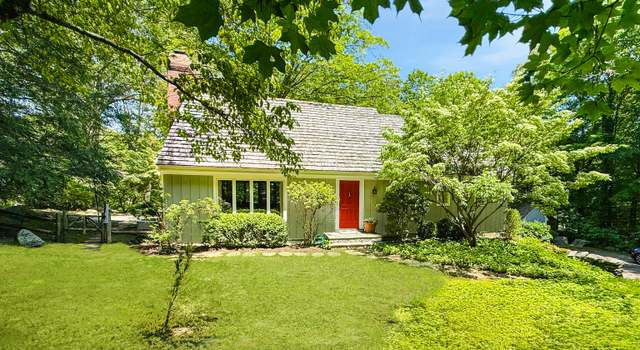 Photo of 477 Woodbine Rd, Stamford, CT 06903