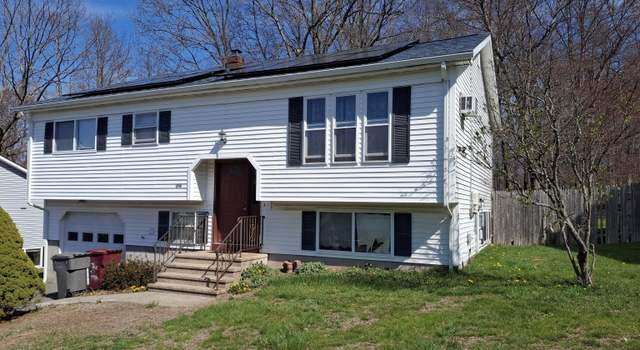 Photo of 56 Bluebird Dr, Naugatuck, CT 06770
