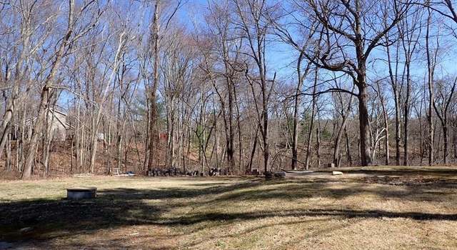 Photo of 368 Warrenville Rd, Mansfield, CT 06250