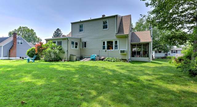 Photo of 97 Richmond Ave, West Haven, CT 06516