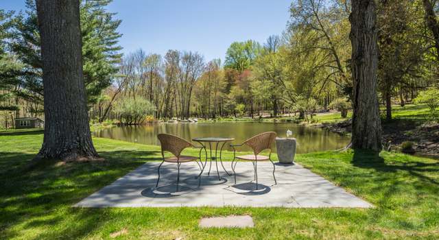 Photo of 25 Poor House Rd, Newtown, CT 06470