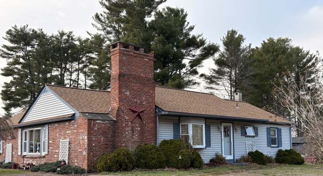 Photo of 573 Putnam Rd, Plainfield, CT 06374