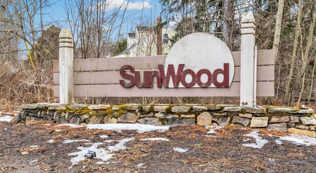 Photo of 94 Black Birch Ct #94, Shelton, CT 06484