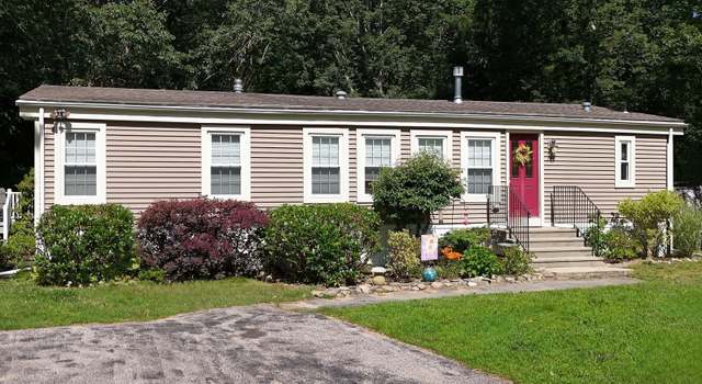 Photo of 107 Colchester Cmns, Colchester, CT 06415