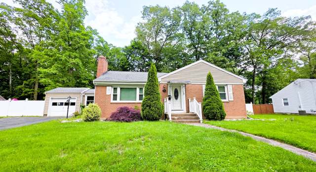 Photo of 31 Andor Rd, Manchester, CT 06040