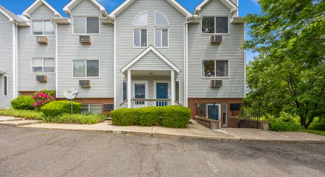 Photo of 925 Oronoke Rd Unit 31F, Waterbury, CT 06708