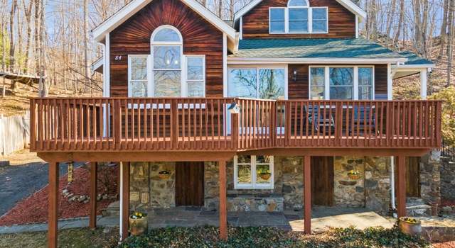 Photo of 84 Mountain Rd, Ridgefield, CT 06877