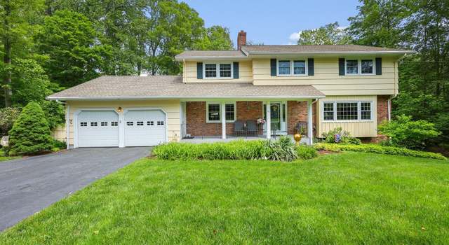 Photo of 26 Dale Rd, Trumbull, CT 06611