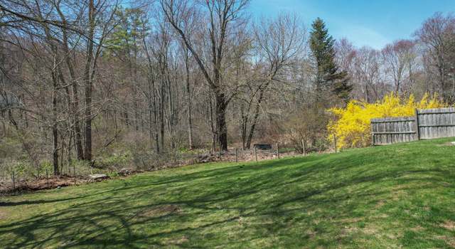 Photo of 119 Christian Rd, Middlebury, CT 06762