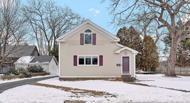 Photo of 130 Pratt St, Glastonbury, CT 06033