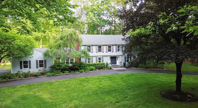 Photo of 11 Tall Pines Dr, Weston, CT 06833