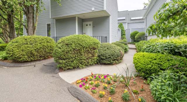 Photo of 24 Wilton Crst #24, Wilton, CT 06897