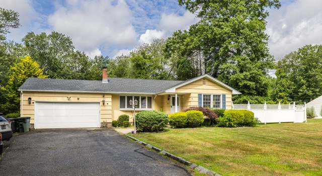 Photo of 115 Plattsville Rd, Bridgeport, CT 06606
