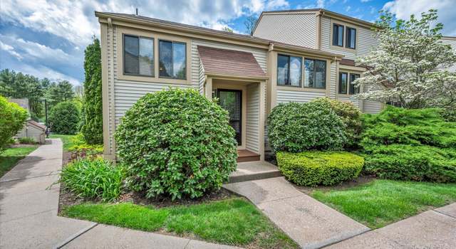 Photo of 21 Wickhams Fancy, Canton, CT 06019