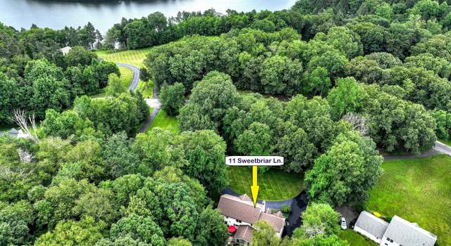 Photo of 11 Sweetbriar Ln, Sandy Hook, CT 06482