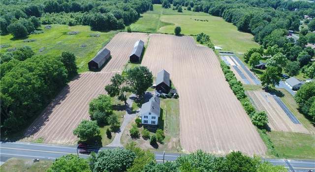 Photo of 137 East St S, Suffield, CT 06078