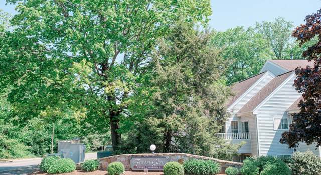 Photo of 15 Forest Glen Cir #19, Middletown, CT 06419
