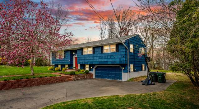 Photo of 18 Blue Trail Dr, Prospect, CT 06712