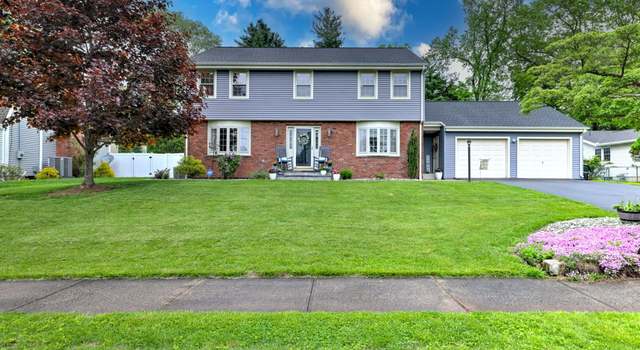 Photo of 25 Bittersweet Ln, Berlin, CT 06037