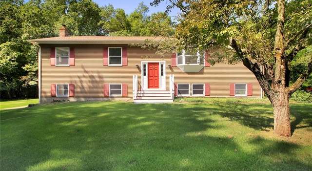 Photo of 18 Vista Dr, Easton, CT 06612