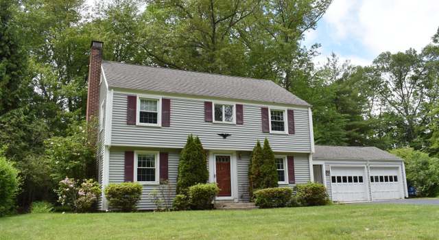 Photo of 98 Dyer Ave, Canton, CT 06019