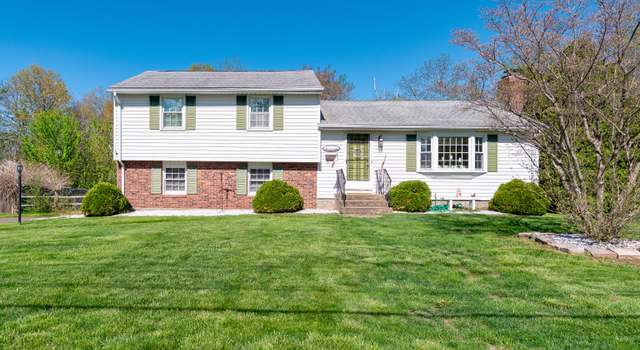 Photo of 23 Fairlane Dr, Wethersfield, CT 06109