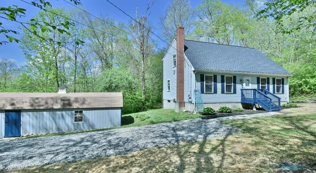 Photo of 31 Pumpkin Hill Rd, Chaplin, CT 06235