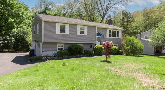 Photo of 843 Long Cove Rd, Ledyard, CT 06335