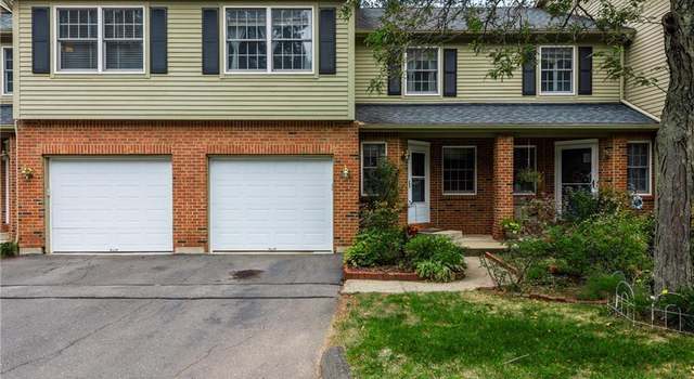 Photo of 33 Crown Rdg #33, Newington, CT 06111