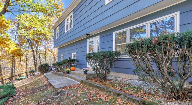 Photo of 87 Huntingtown Rd, Monroe, CT 06468
