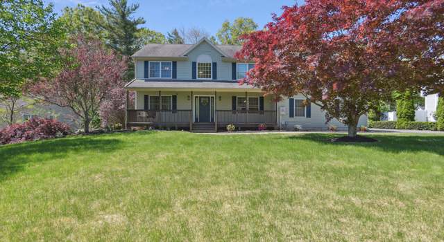 Photo of 35 Damato Dr, Montville, CT 06370