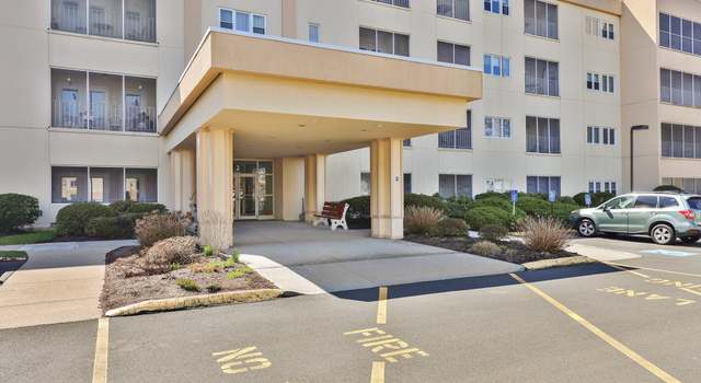 Photo of 75 Washington Ave Unit 2-103, Hamden, CT 06518