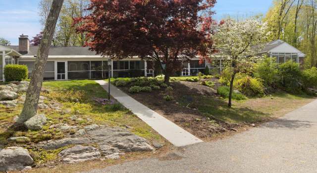 Photo of 3 Arbor Dr #3, Brookfield, CT 06804