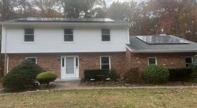Photo of 464 Chimney Sweep Hill Rd, Glastonbury, CT 06033