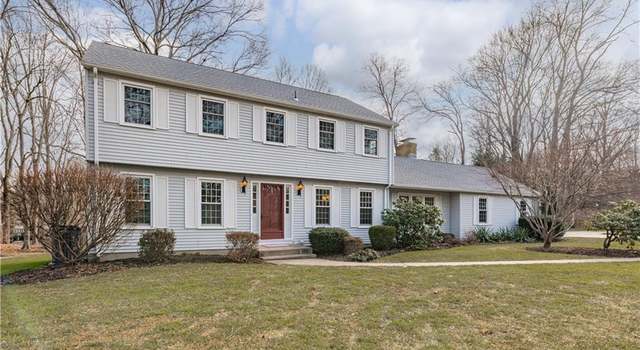 Photo of 525 Squire Hill Rd, Cheshire, CT 06410