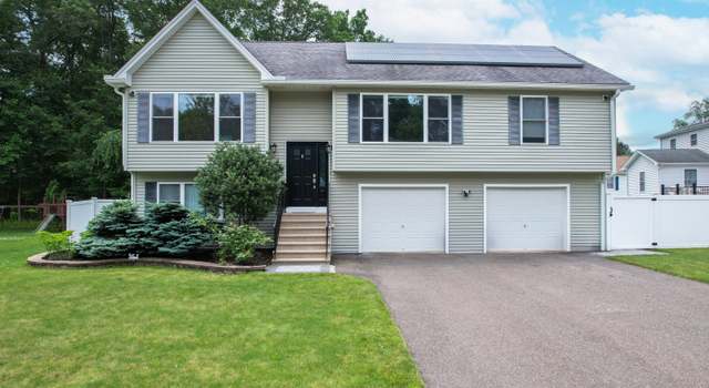 Photo of 123 Sperry Ln, Meriden, CT 06451