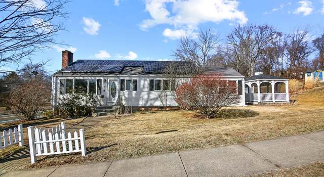 Photo of 70 Jackson Ave, West Hartford, CT 06110
