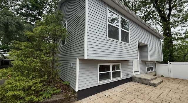 Photo of 499 Woodlawn AVE EXT, Bridgeport, CT 06606