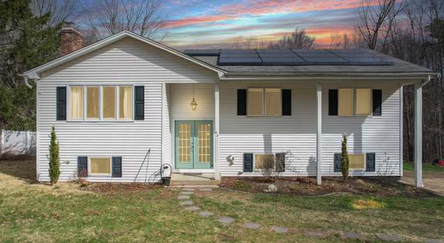 Photo of 46 Perry Hill Rd, Ashford, CT 06278