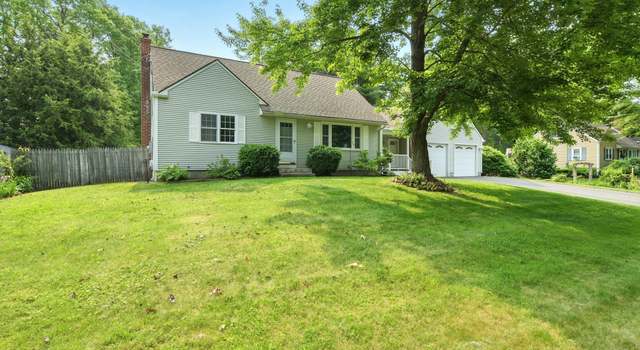 Photo of 3 Birchwood Ter, Enfield, CT 06082