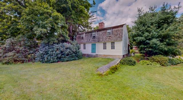 Photo of 219 Hubbard St, Glastonbury, CT 06033