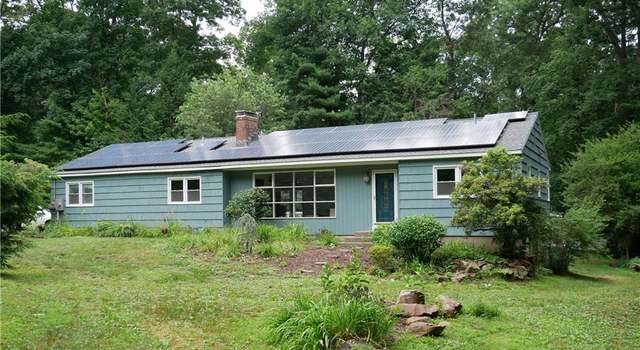Photo of 76 Country Club Rd, Avon, CT 06001